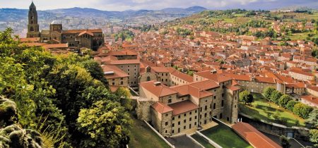 Groups : A day to Le Puy-en-Velay, a city in the heart of a volcano